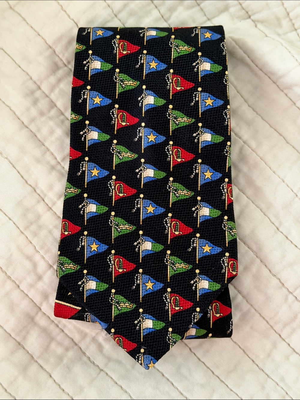 Tommy Hilfiger men’s necktie Blue Nautical Flags Burgees Sailing Preppy USA